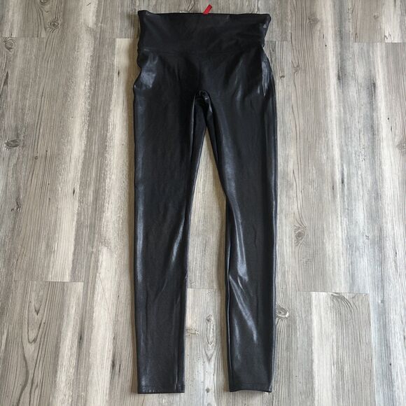 NWOT SPANX FAUX LEATHER BLACK LEGGING Size Medium (MSPR $98) - Picture 1 of 9